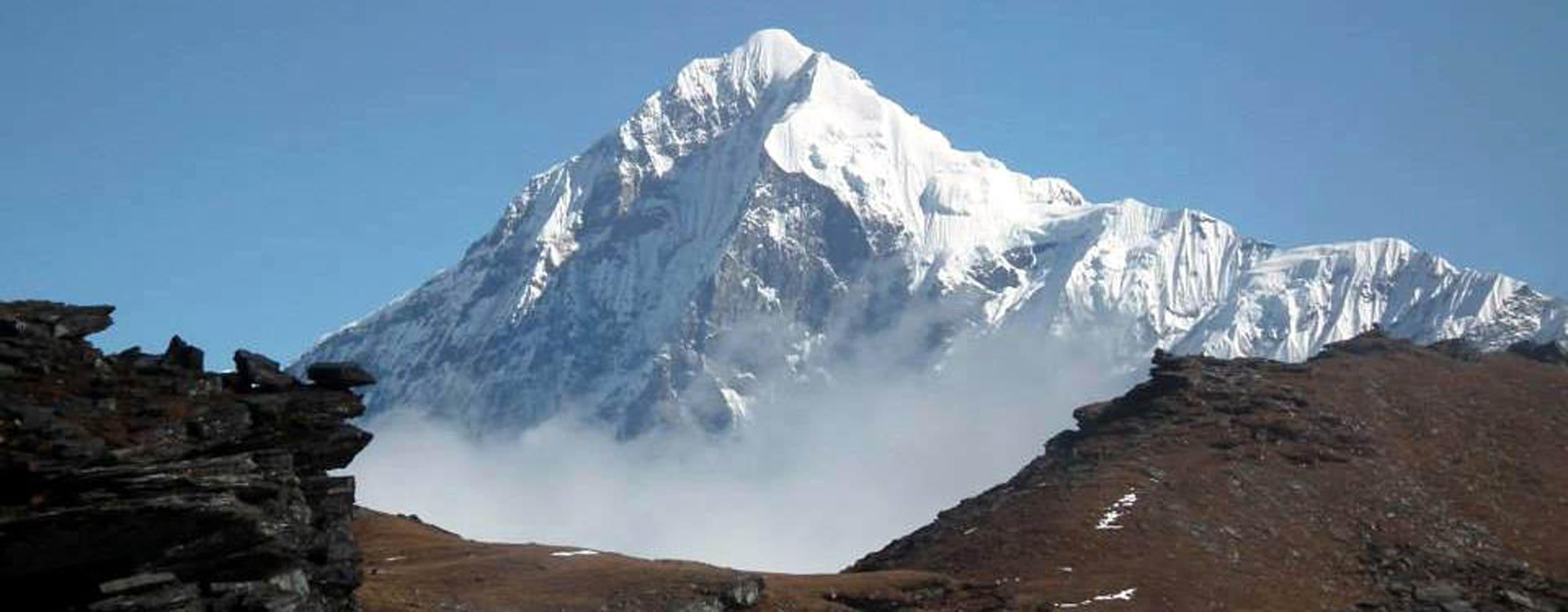 Uttarey Dzongri Round Singalila Trek